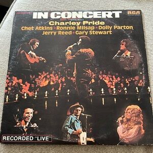 Live in concert with host Charley Pride